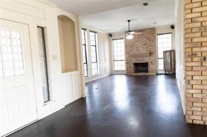 2305 Meadowlark Lane