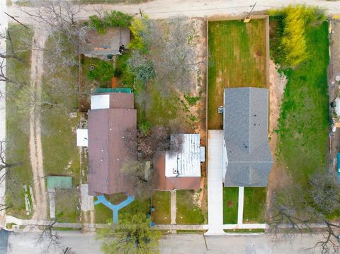 Tiny photo for 603 N 10th Street, Waco, TX 76701 (MLS # 21197775)