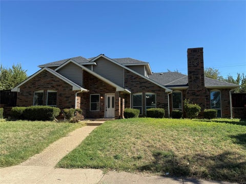 Photo of 13234 Deer Run Trail, Dallas, TX 75243 (MLS # 21419500)