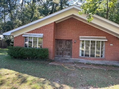 305 Pine Cone Circle Haughton LA 71037