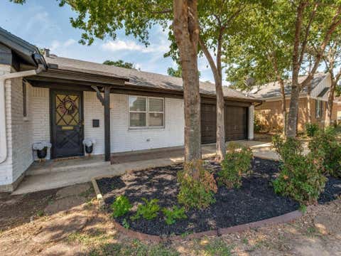 Photo of 1909 Marlene Drive, Euless, TX 76040 (MLS # 21365566)