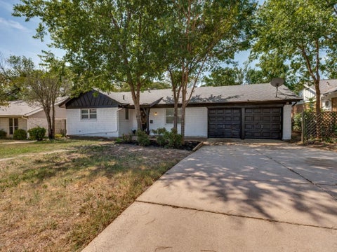 Tiny photo for 1909 Marlene Drive, Euless, TX 76040 (MLS # 21365566)