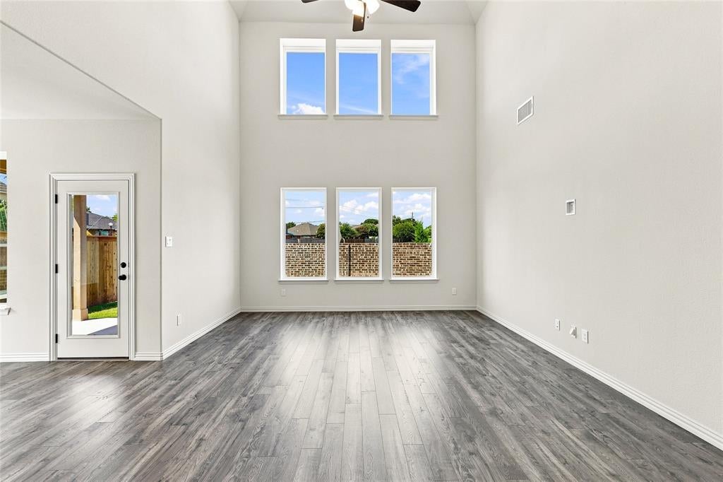 2804 Alcove Lane