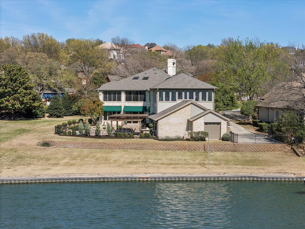 Windward Slope - Residential