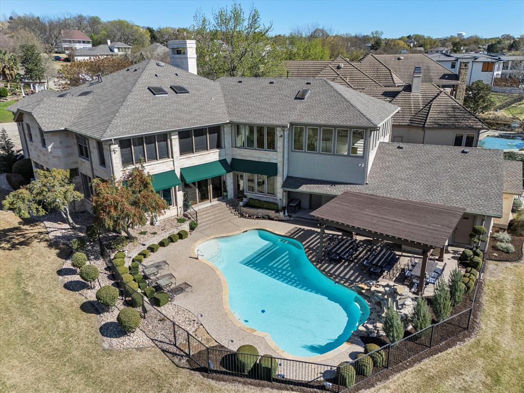 Windward Slope - Residential