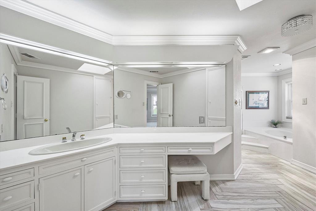 Windward Slope - Residential