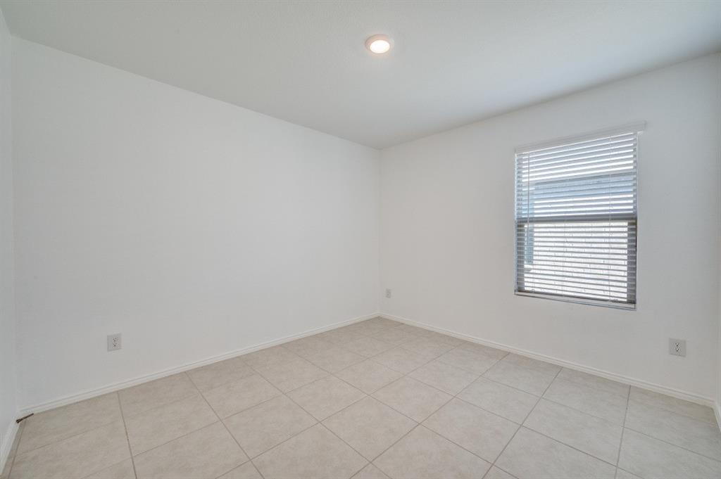 Linden Hills Ph 1 - Residential Lease