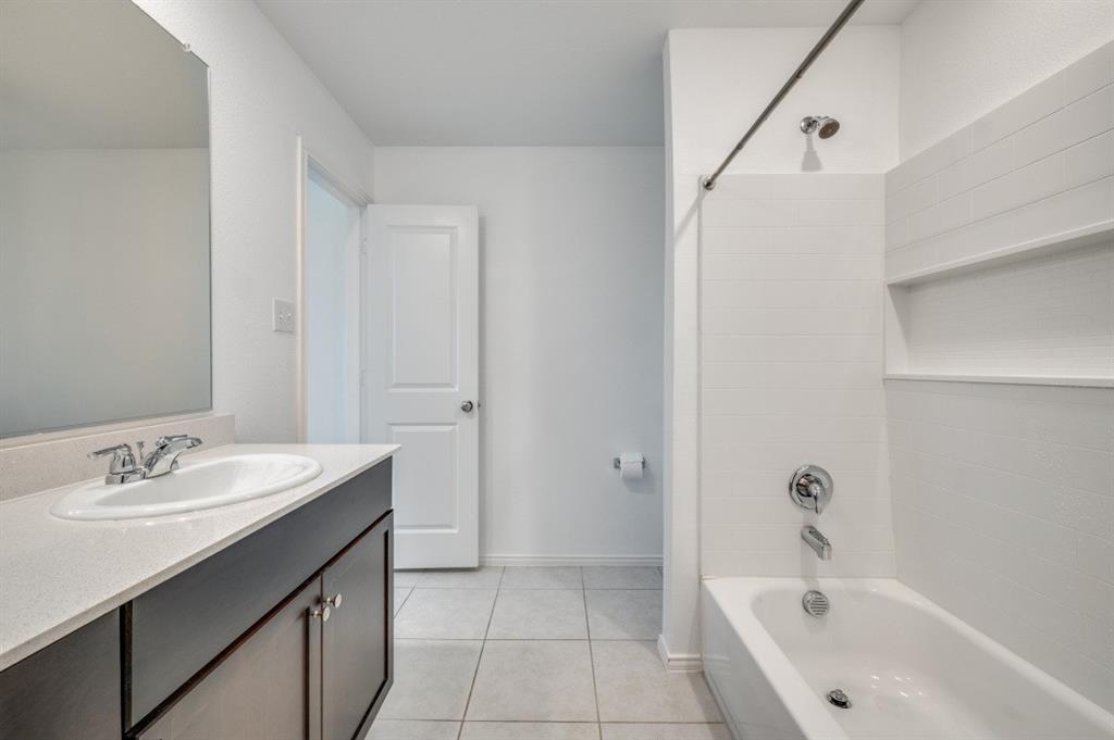 Linden Hills Ph 1 - Residential Lease