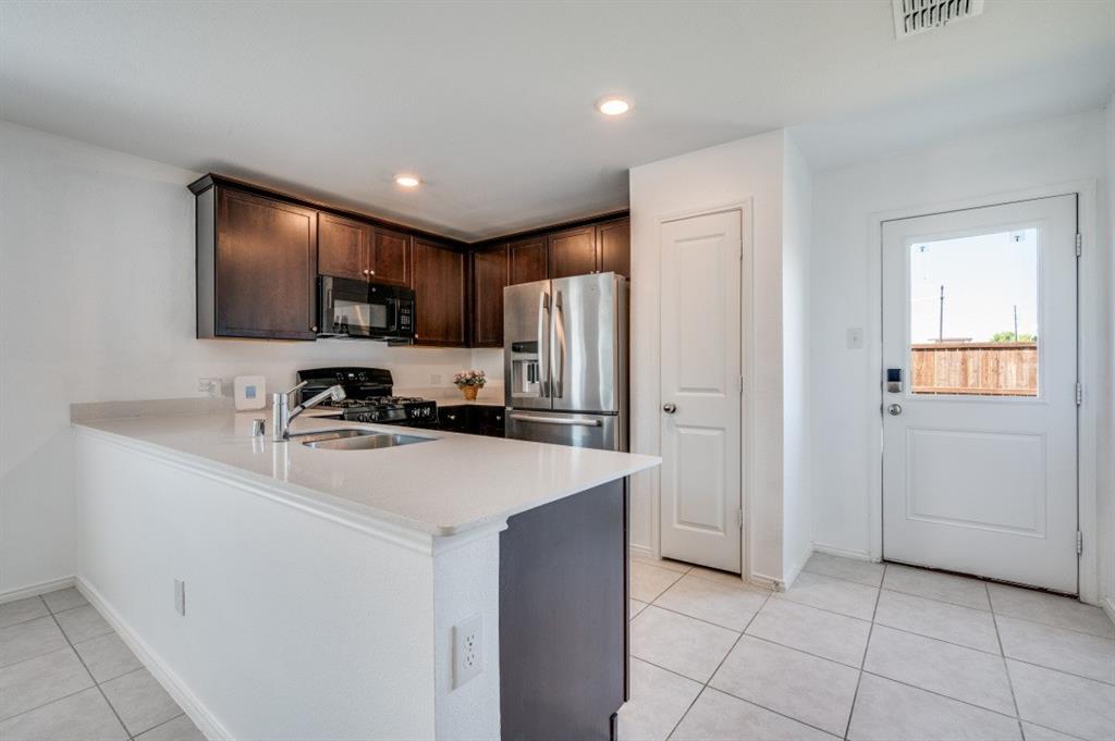 Linden Hills Ph 1 - Residential Lease