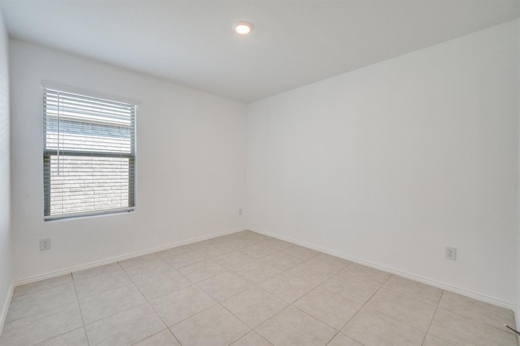 Linden Hills Ph 1 - Residential Lease