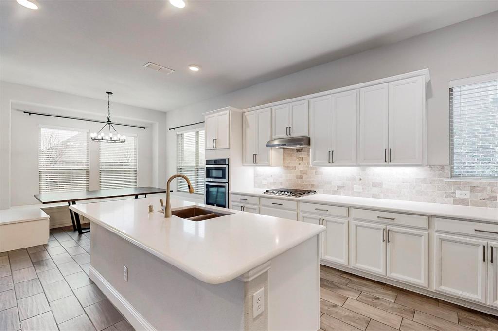 2844 Hackberry Creek Trail