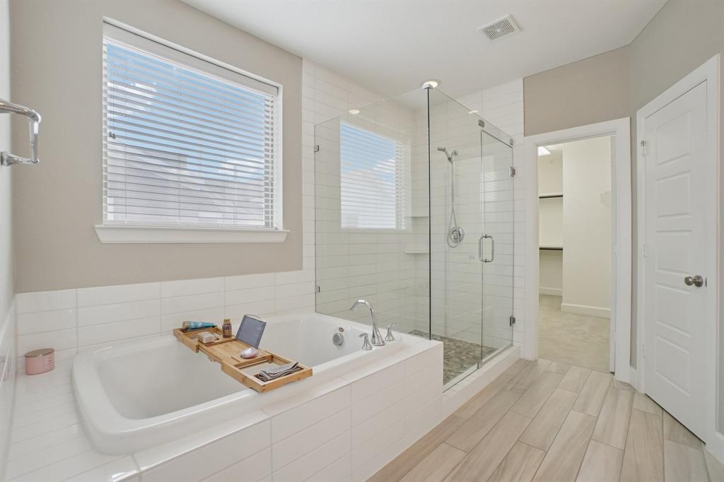 THe Heights at Oaklawn - Residential