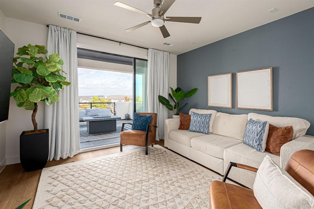 Danielle At Craig Ranch, The - Residential