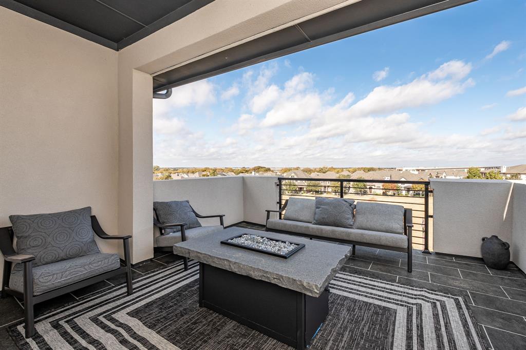 Danielle At Craig Ranch, The - Residential