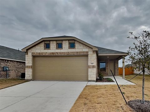 Photo of 1105 Blazin Bronco Trail, Fort Worth, TX 76052 (MLS # 21219758)