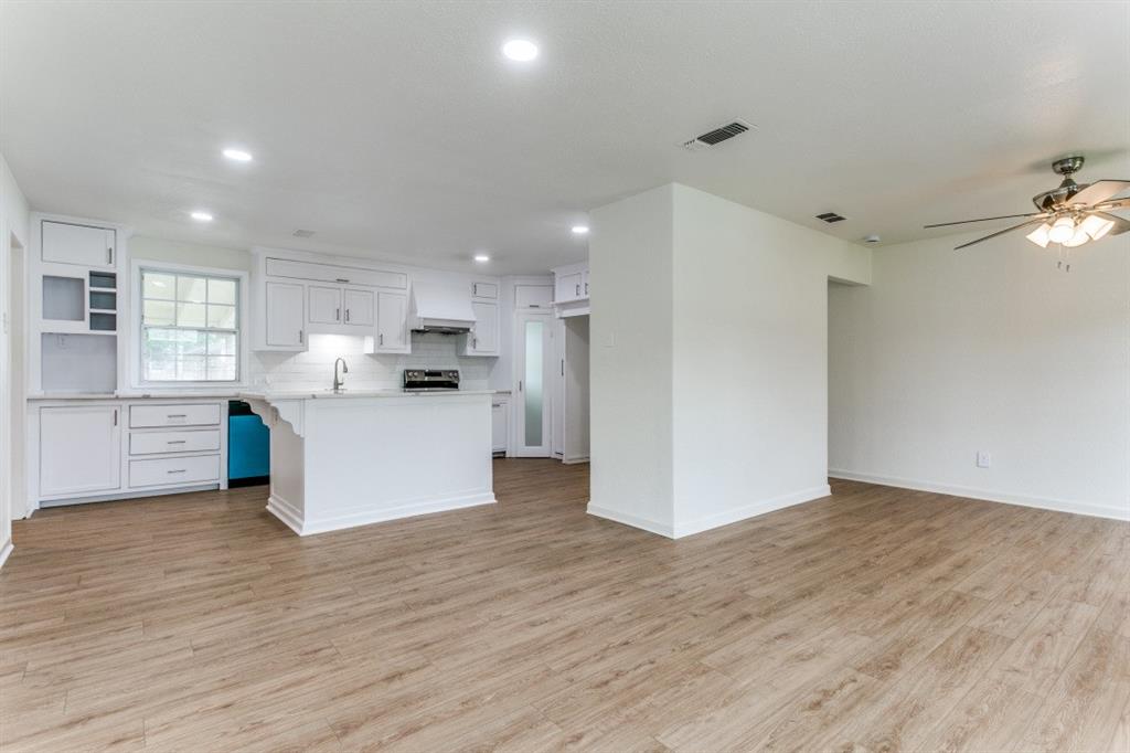 302 Lee Drive