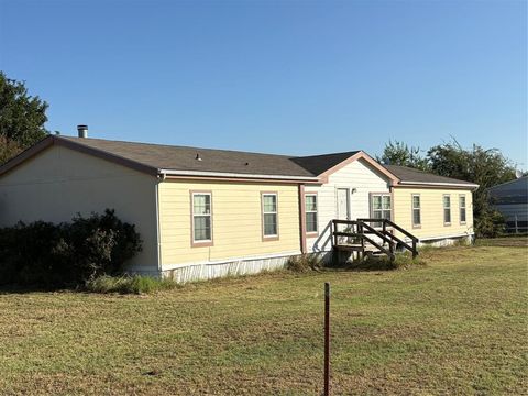 135 Paint Court Stephenville TX 76401