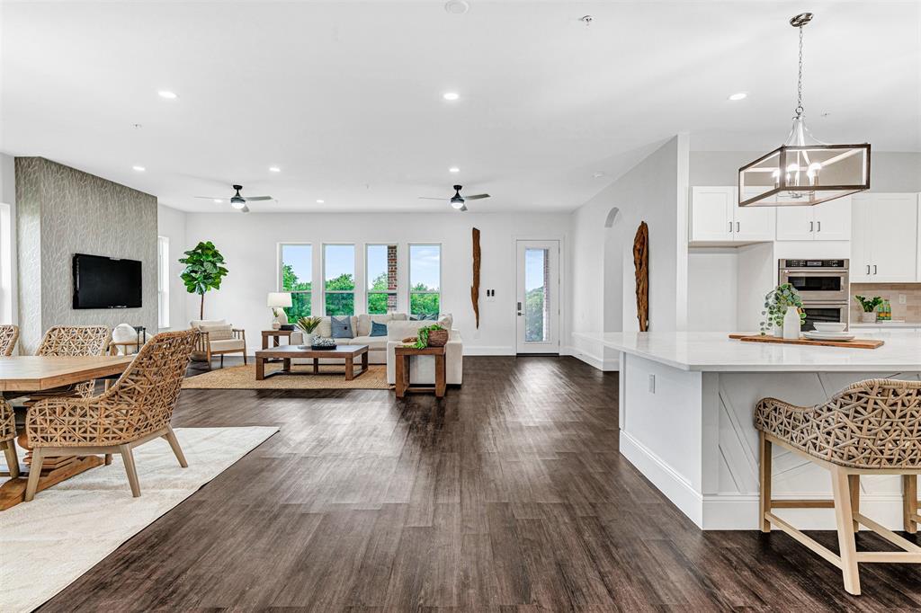 Lakeview Downs - Residential Lease