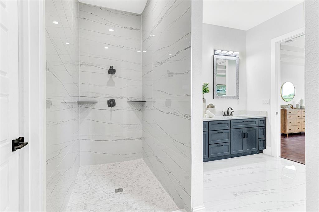 Lakeview Downs - Residential Lease