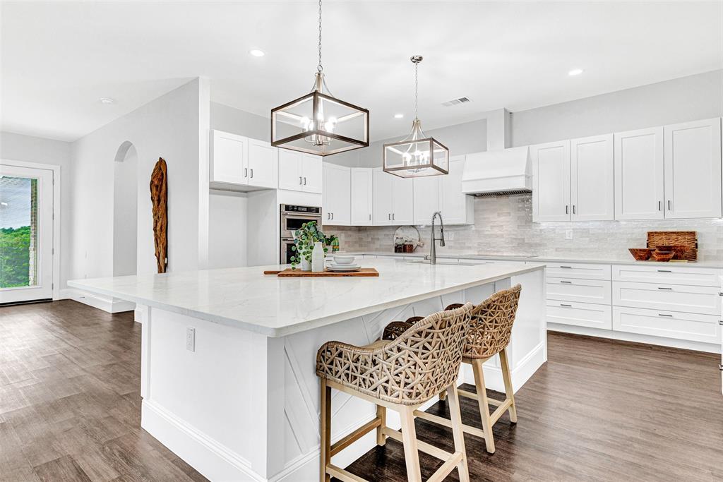 Lakeview Downs - Residential Lease