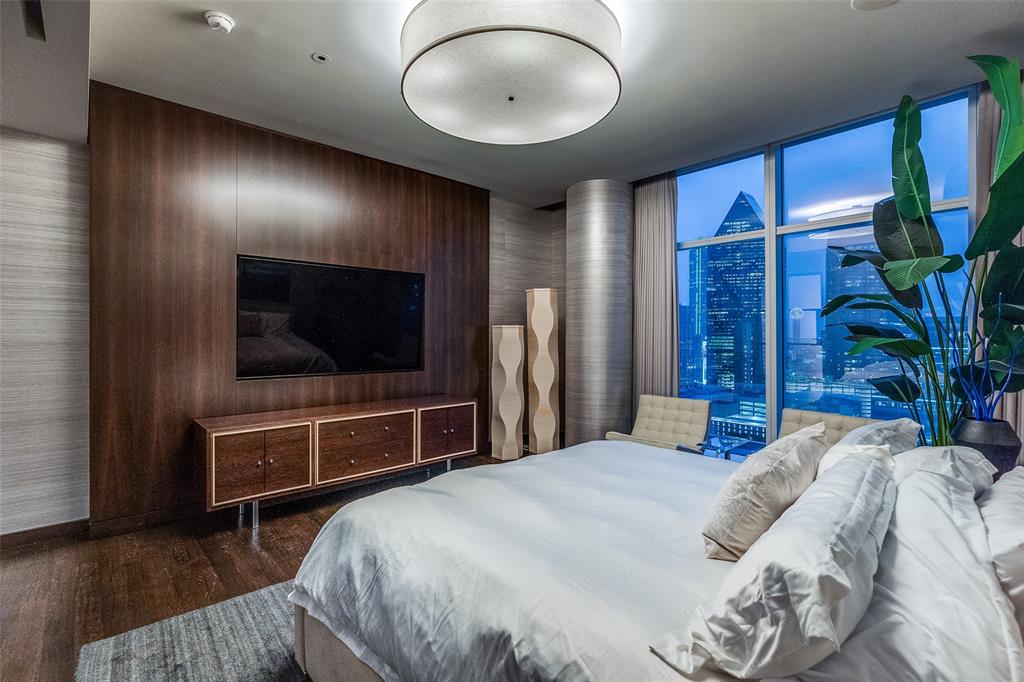 Museum Tower Condo - Residential Lease