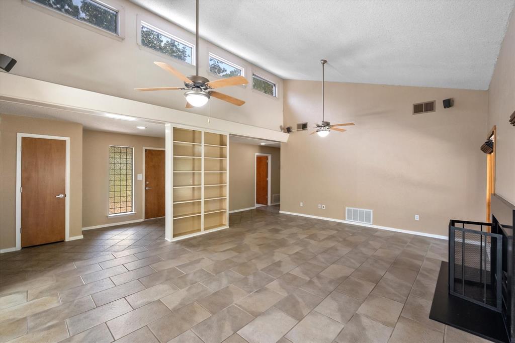 2809 Burlwood Drive