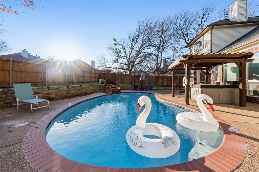 Photo for 7916 Old Hickory Drive, North Richland Hills, TX 76182 (MLS # 21063800)