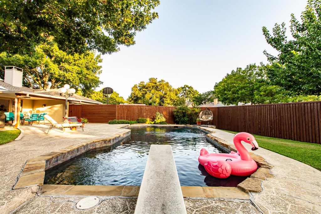 5017 Crooked Lane
