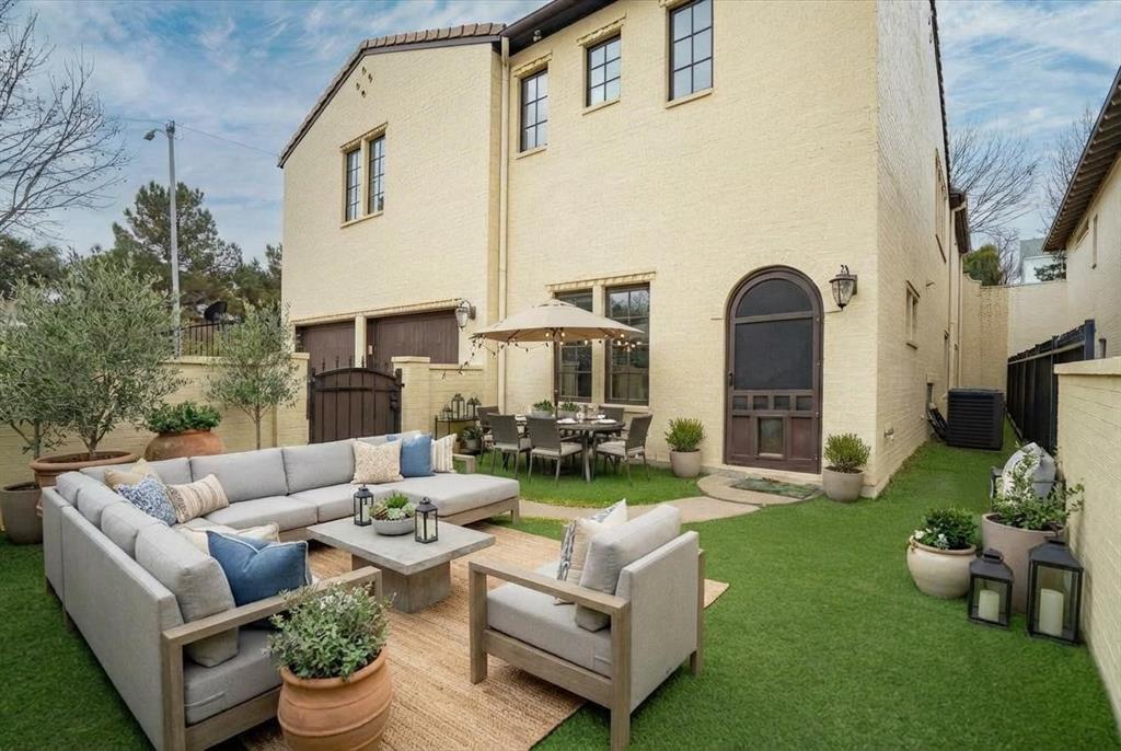 Frisco Railroad Add - Residential