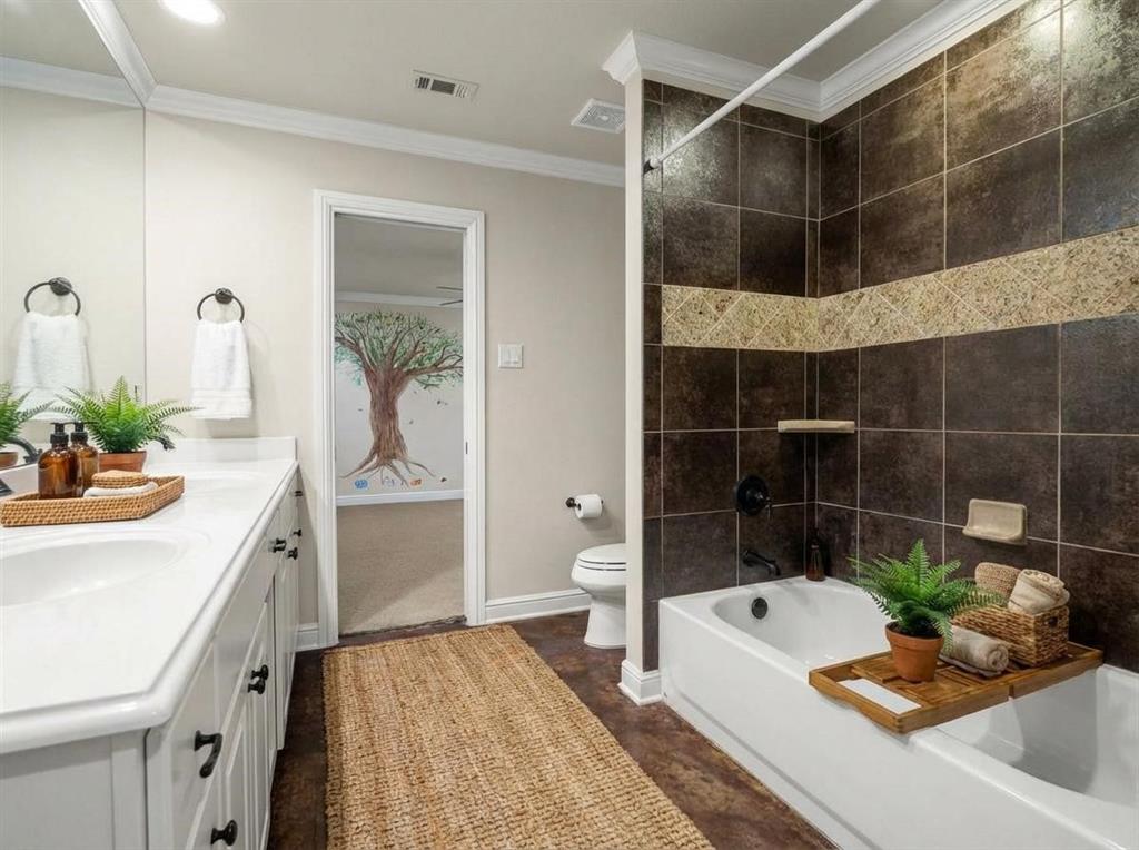 Frisco Railroad Add - Residential