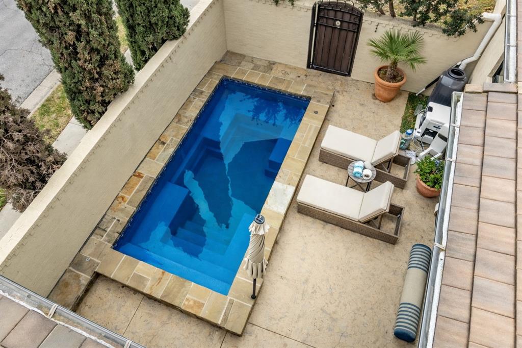 Frisco Railroad Add - Residential