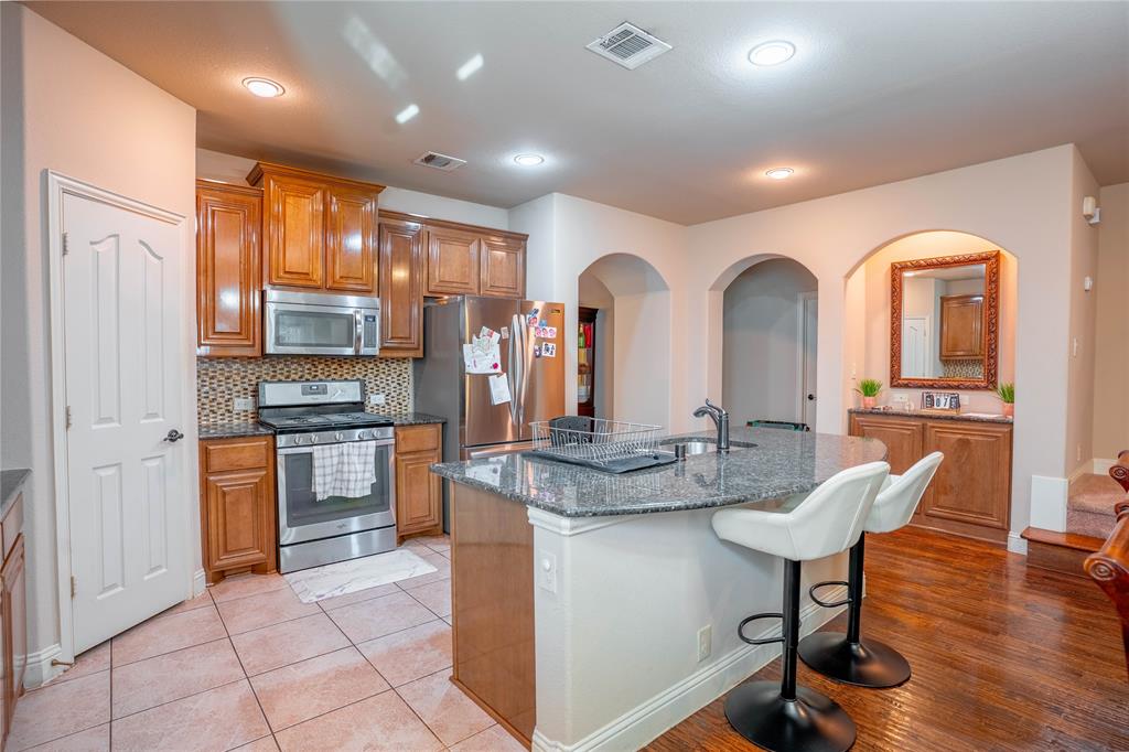 1624 Zebra Finch Drive