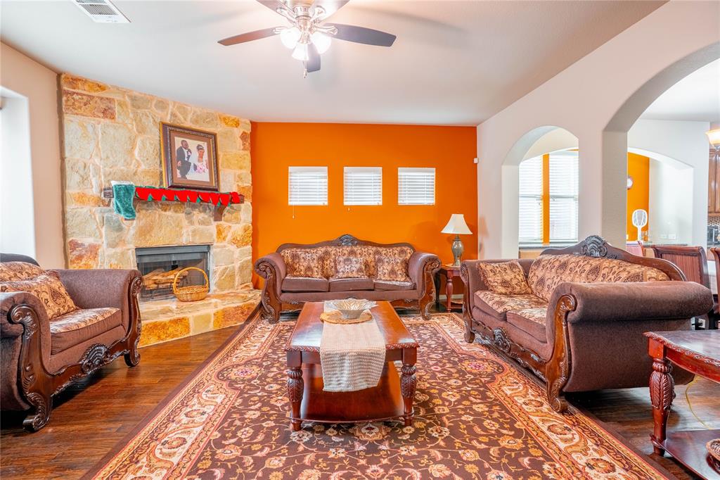 1624 Zebra Finch Drive