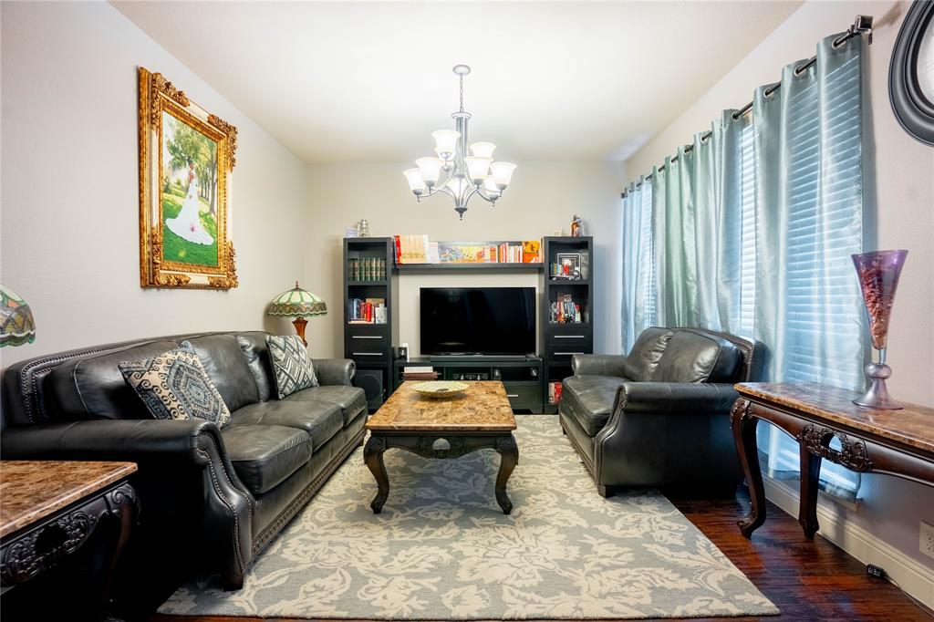 1624 Zebra Finch Drive