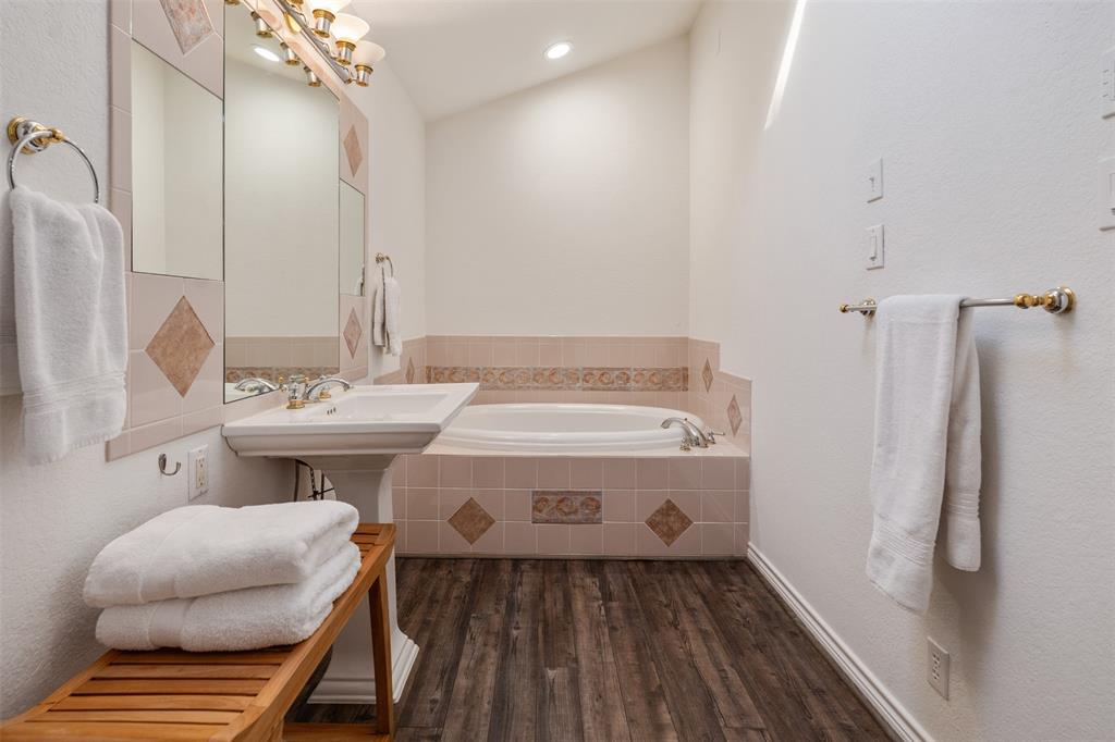 Oakwood Shores Add - Residential