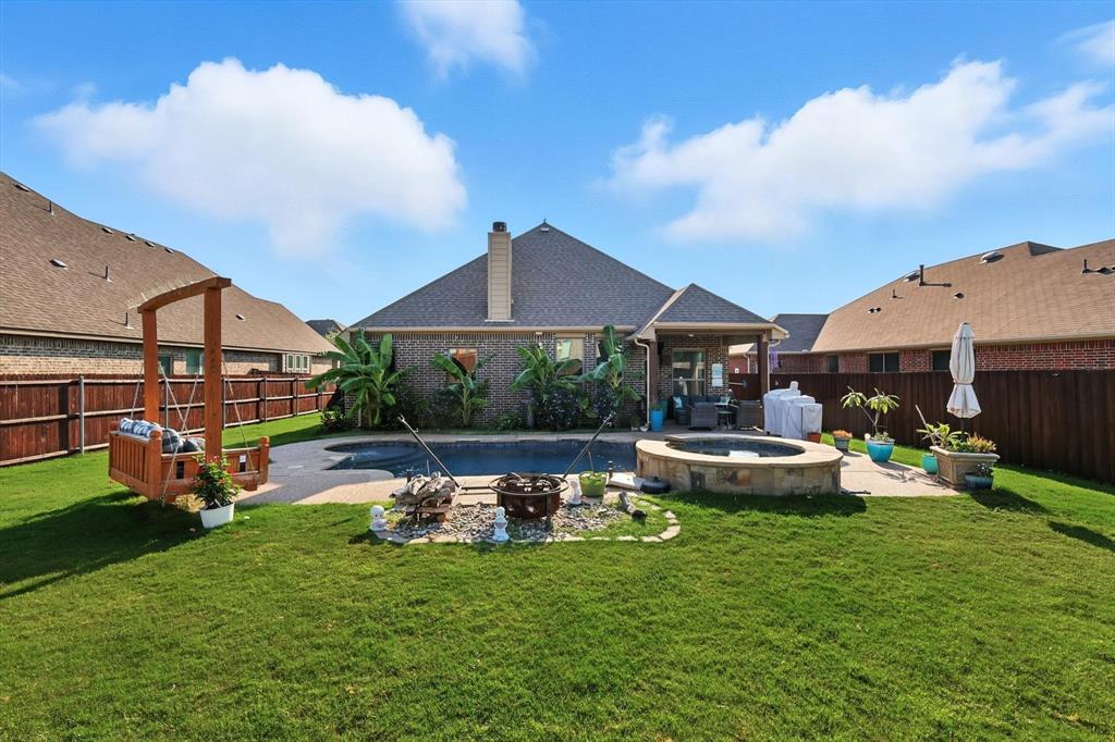 905 Cloudlock Drive