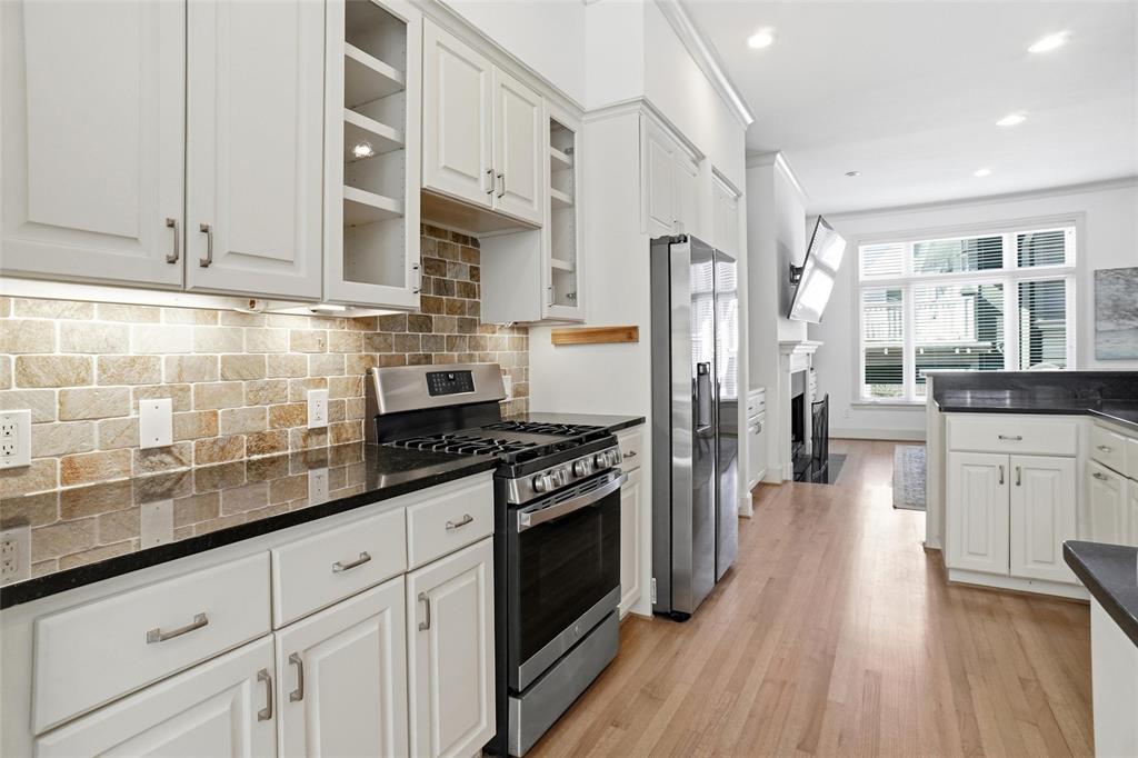 Tomson Twnhse Add 02 - Residential