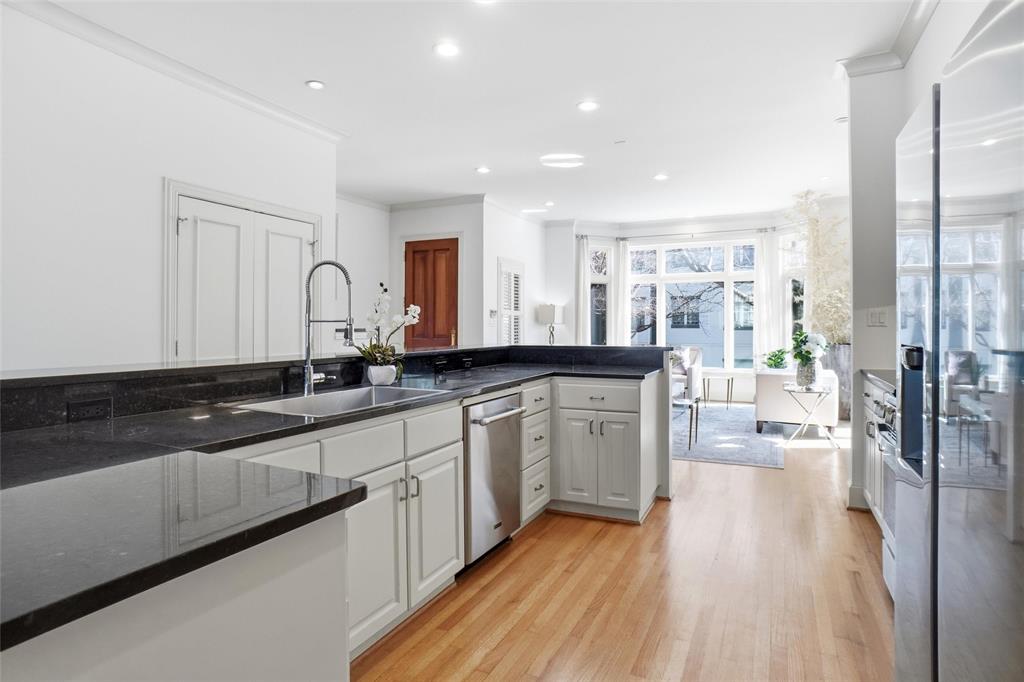 Tomson Twnhse Add 02 - Residential