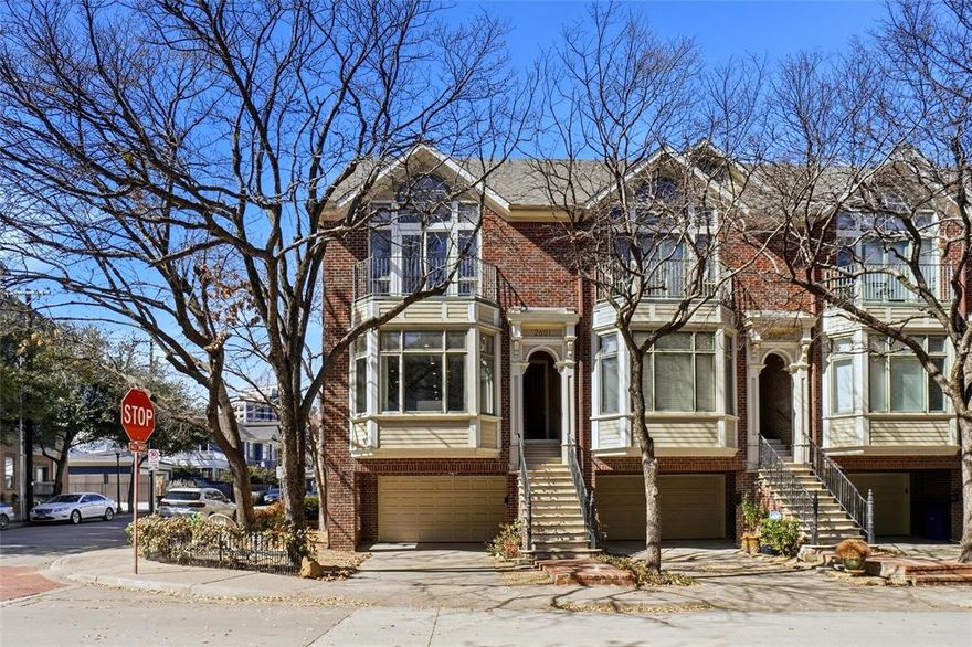 Welcome to 2601 Colby St., a rare luxury end-unit Brownstone style townhome in the heart of the coveted State Thomas neighborhood of Uptown Dallas, where space, light, and location come together effortlessly.

Positioned on one of the largest townhome lots in the community, this residence is wrapped in three sides of windows, flooding the home with natural light and framing iconic Downtown Dallas skyline views. The thoughtfully designed open floorplan is ideal for both everyday living and stylish entertaining, offering a seamless flow between living, dining, and kitchen spaces.

The primary suite is a true retreat, featuring a spacious bedroom and a lofted living area—perfect for a private lounge, reading nook, or creative space. Both the primary and guest bedrooms include ensuite baths, providing comfort and privacy for residents and guests alike. A first-floor den or office adds flexibility for remote work, a fitness studio, or additional living space.

Outdoor living is equally impressive. Enjoy a fenced-in area, an expansive side yard, and a stone patio ideal for a firepit, garden, or al fresco gatherings—an exceptional find in Uptown living.

Just steps from tree-lined streets, dining, shopping, and the vibrant energy of Uptown, this home offers a refined urban lifestyle with the rare bonus of space, light, and outdoor living.

Luxury, location, and livability—this is Uptown Dallas at its finest!