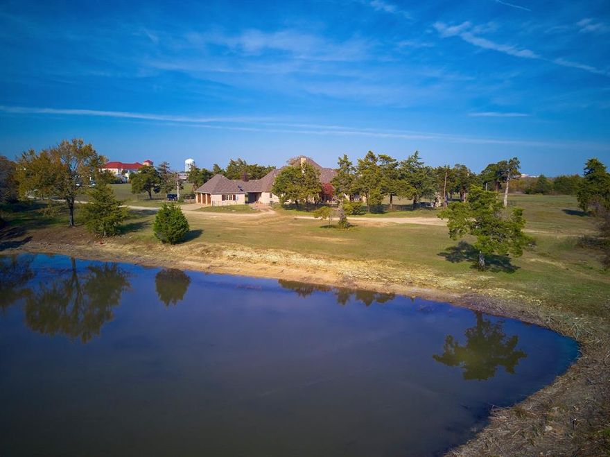 Large acreage in prime commercial location.  Currently being used as pasture and homesite with barns, tank and corrals.  Per City of Cedar Hill current zoning for Hwy 67 frontage is Retail Commercial (approximately 10 acres) with the remainder of the property zoned Residential.  There is currently a four bedroom four bath home on the property as well as the original homesite, barn, corrals and tank.  The original homesite is currently being used for storage and not livable.    Great site for retail and residential development close to shopping and easy ingress, egress to Highway 67.

Come view this versatile property today!!
Offers on Property need to be presented by 12pm Tuesday September 10
