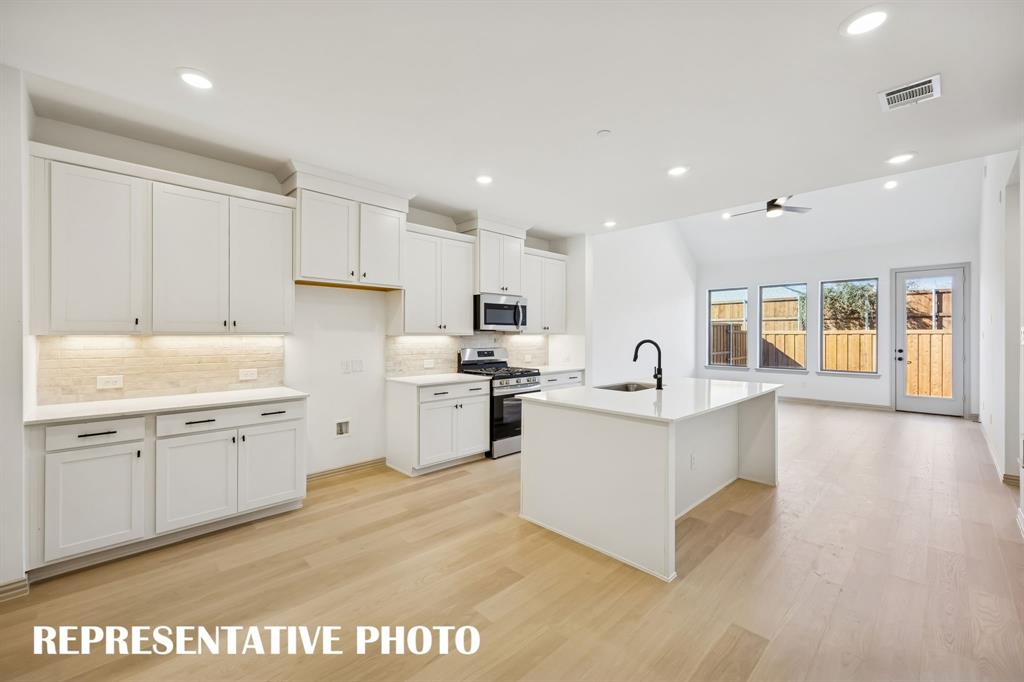 3562 Pierce Lane