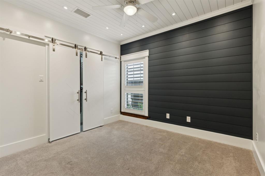 Winners Circle 1 & 2 & 3 & 4 - Residential