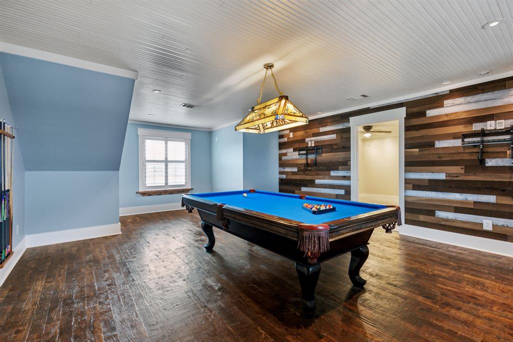 Winners Circle 1 & 2 & 3 & 4 - Residential