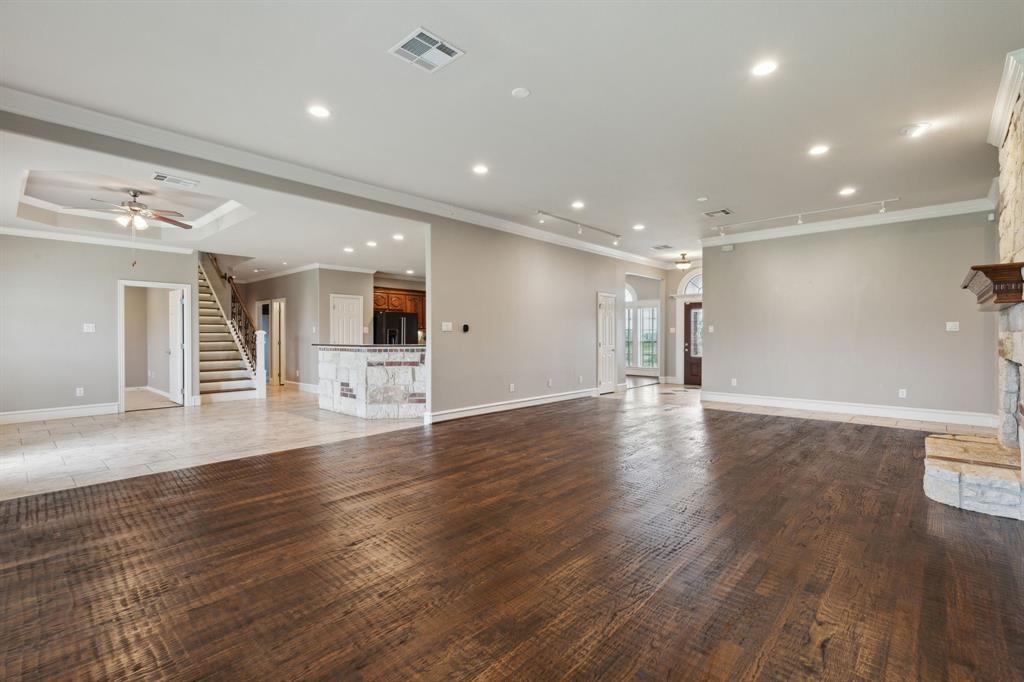 Winners Circle 1 & 2 & 3 & 4 - Residential