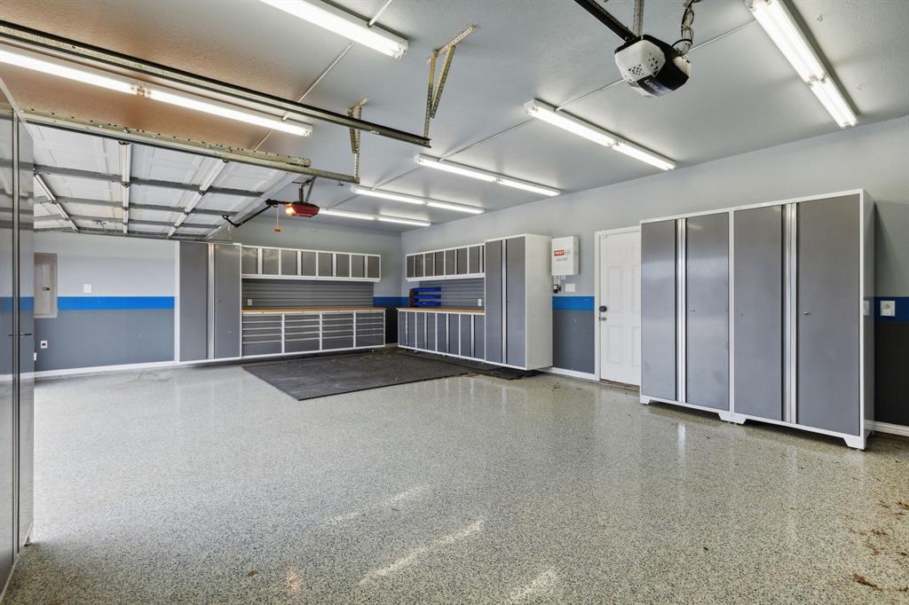 Winners Circle 1 & 2 & 3 & 4 - Residential