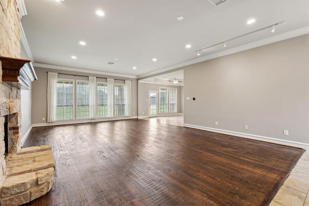 Winners Circle 1 & 2 & 3 & 4 - Residential