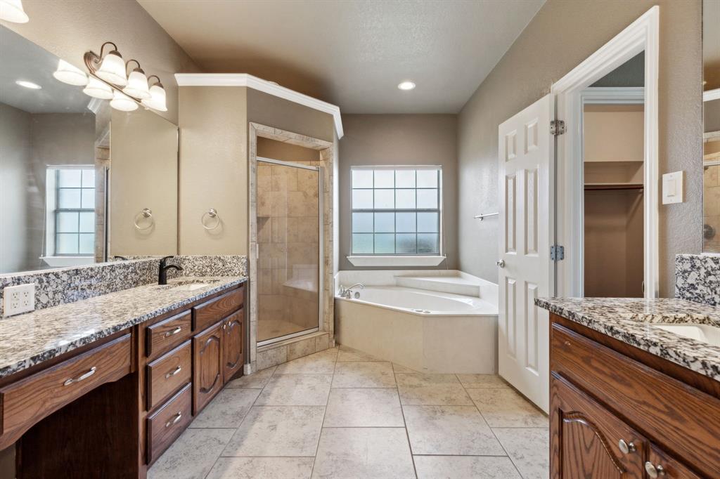 Winners Circle 1 & 2 & 3 & 4 - Residential