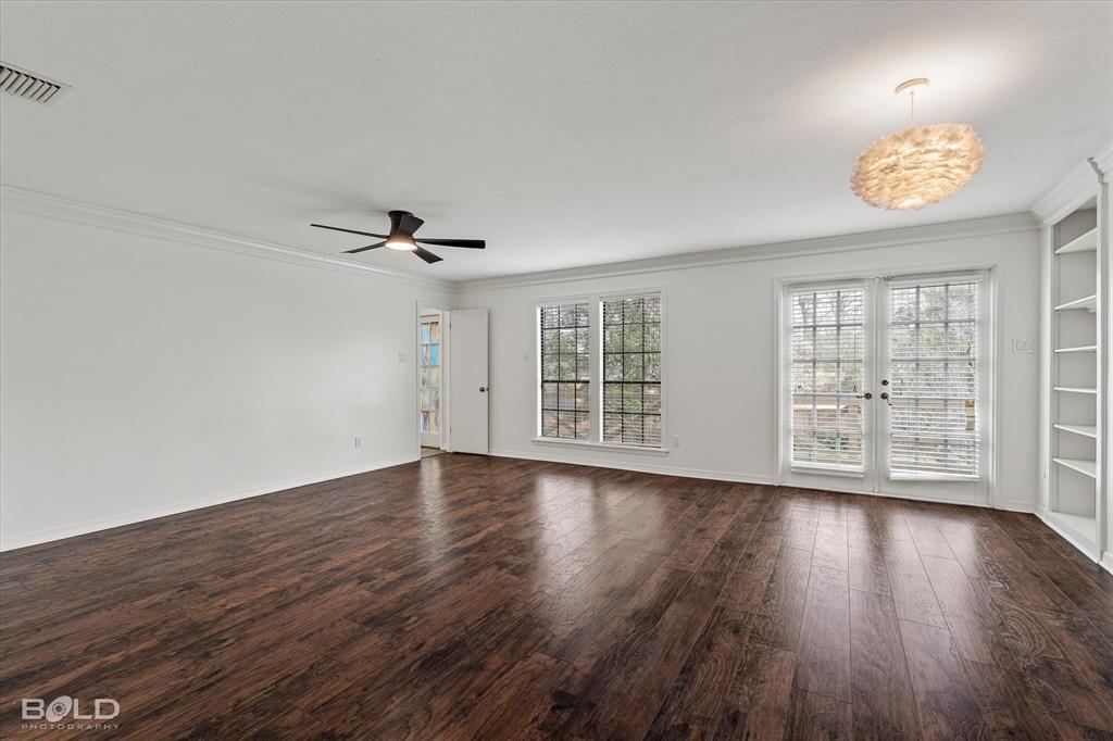 Shreveport, Louisiana 71106, United States, 5 Bedrooms Bedrooms, ,5 BathroomsBathrooms,Residential,Active,82729