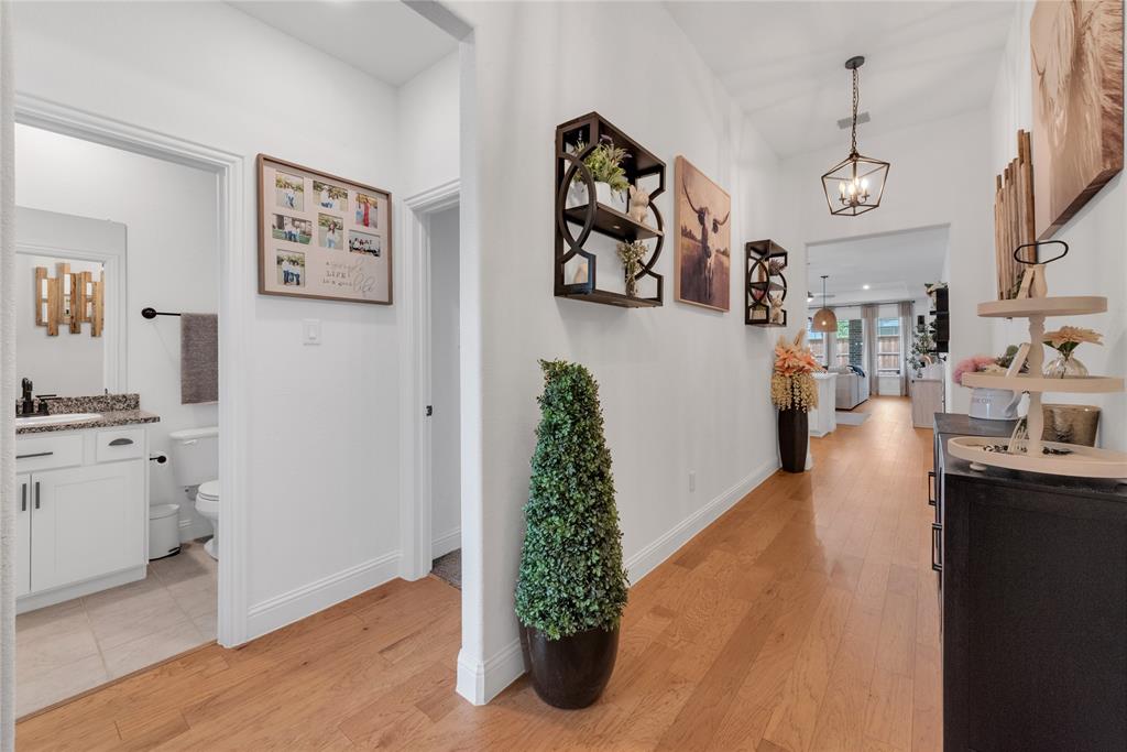 1920 Edgewater Street