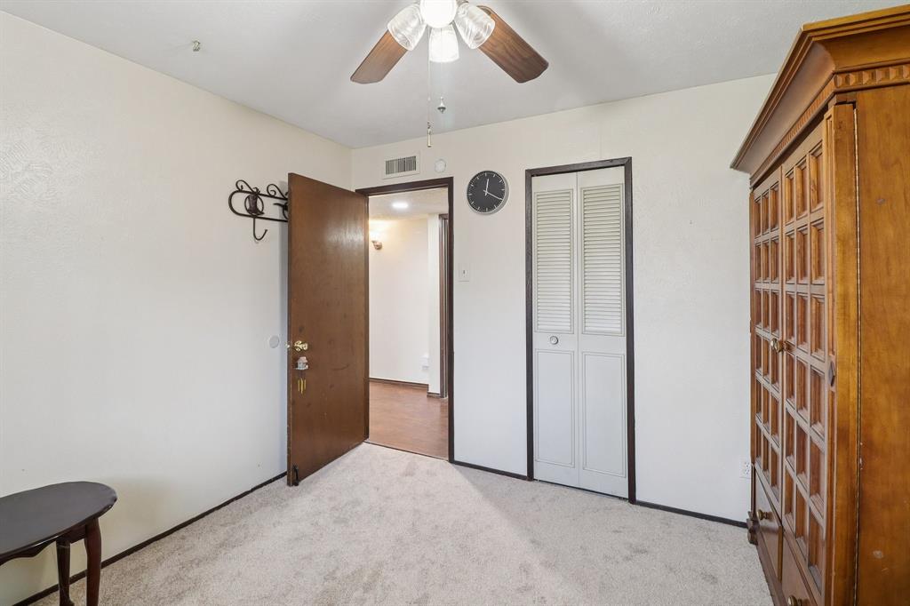 Lake Park Village 01 - Residential